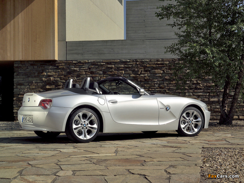 Pictures of BMW Z4 3.0i Roadster (E85) 2005–09 (800 x 600)