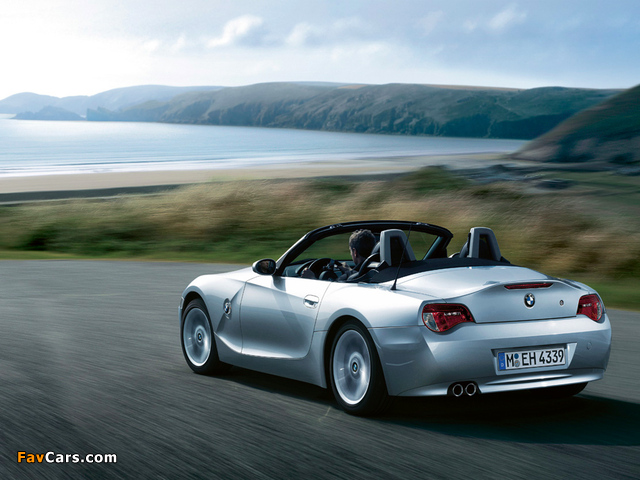 Pictures of BMW Z4 2.0i Roadster (E85) 2005–09 (640 x 480)