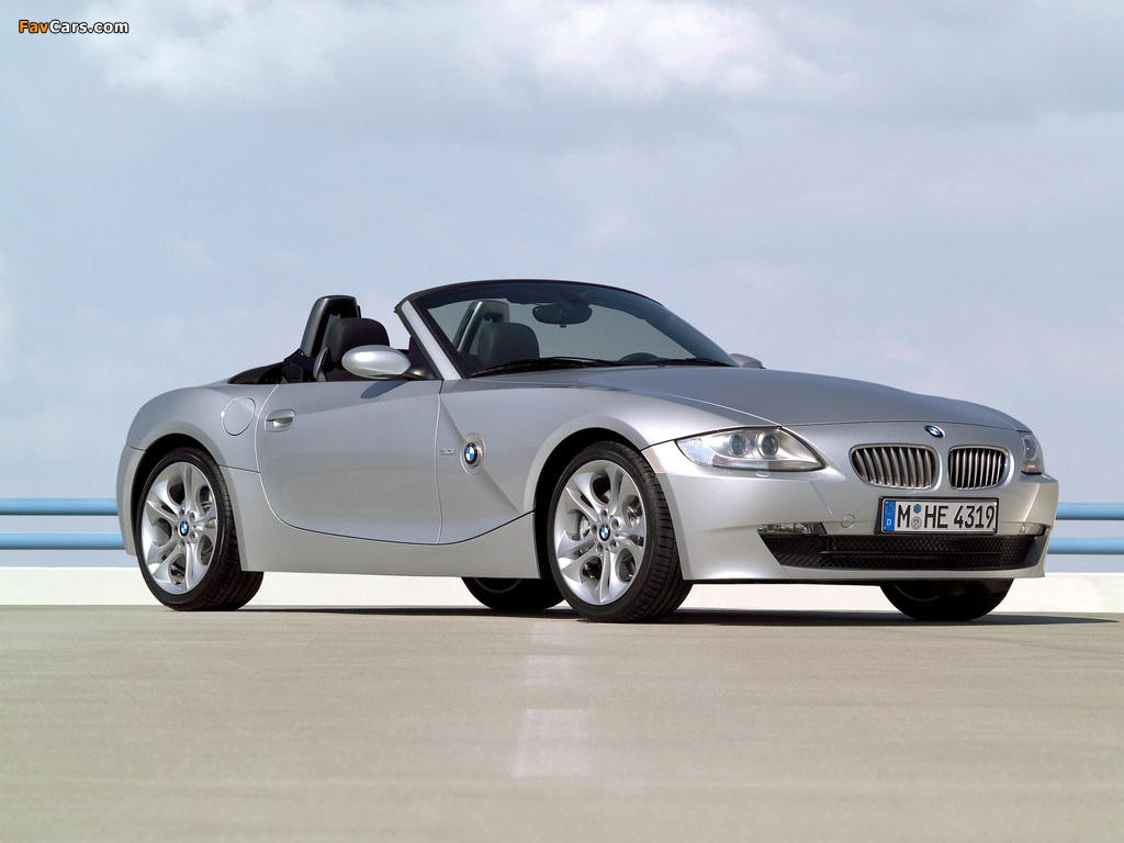 Pictures of BMW Z4 3.0i Roadster (E85) 2005–09 (1024 x 768)