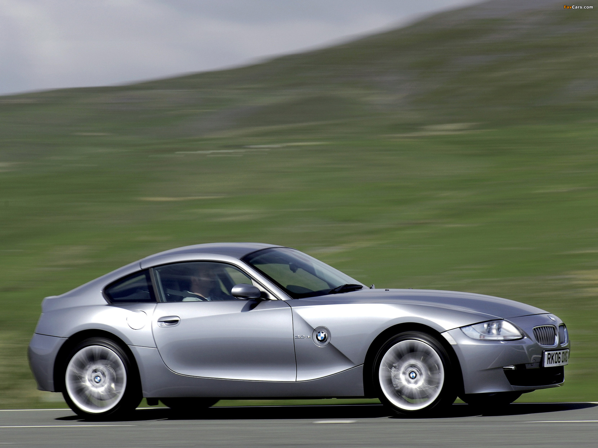 Pictures of BMW Z4 3.0si Coupe UK-spec 2006–09 (2048 x 1536)