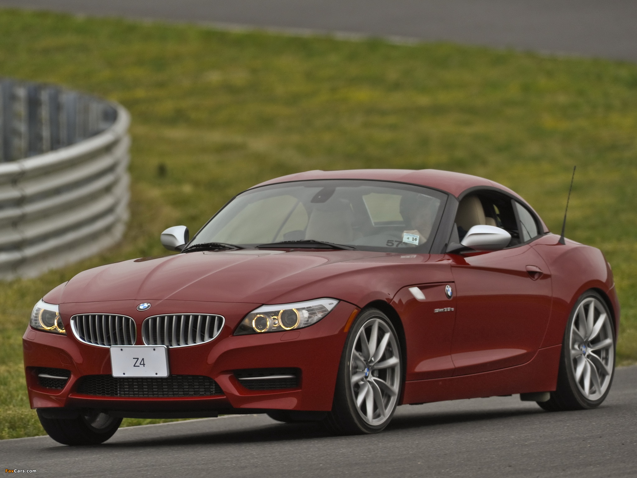 Pictures of BMW Z4 sDrive35is Roadster US-spec (E89) 2009–12 (2048 x 1536)