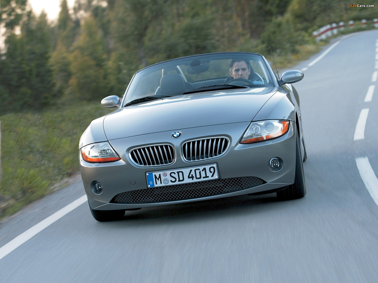 BMW Z4 3.0i Roadster (E85) 2002–05 wallpapers (1600 x 1200)