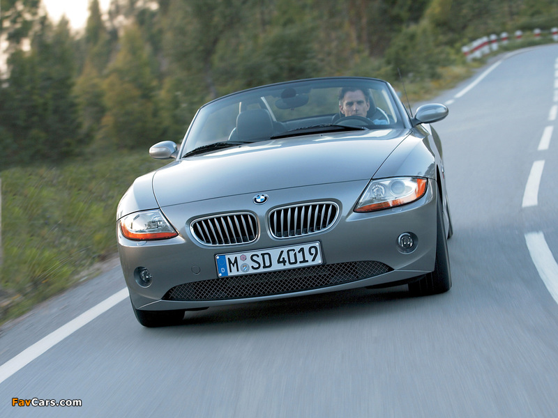 BMW Z4 3.0i Roadster (E85) 2002–05 wallpapers (800 x 600)