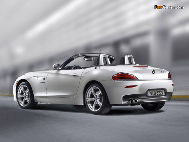 BMW Z4 sDrive30i Roadster M Sports Package (E89) 2009 wallpapers (640 x 480)