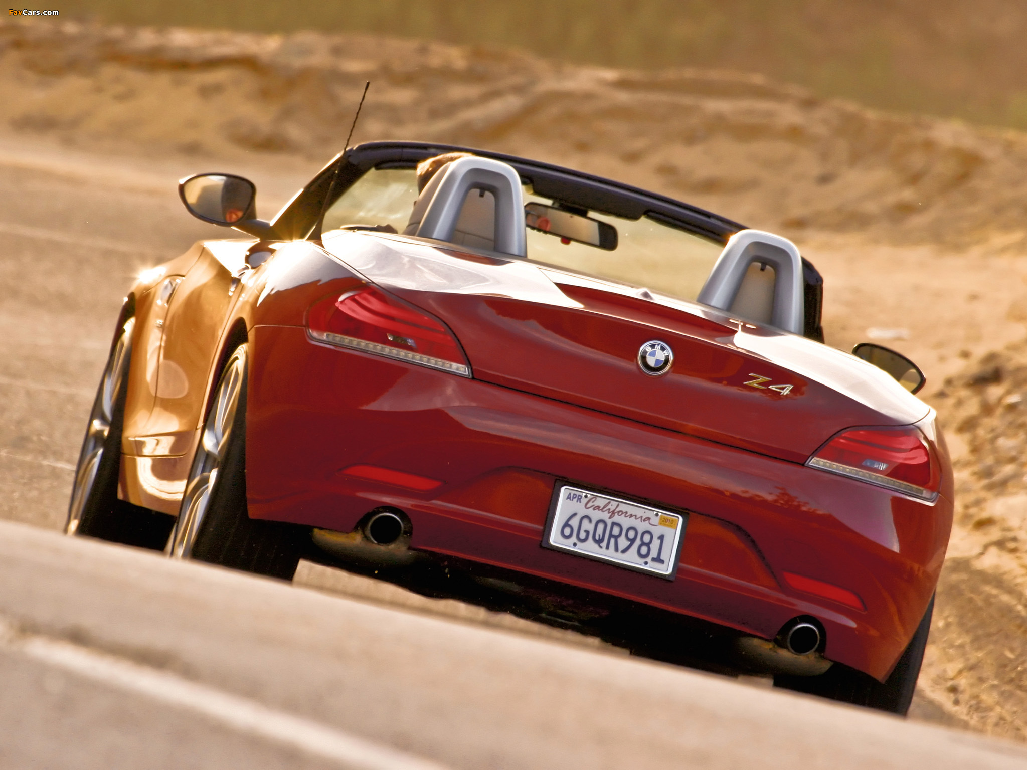 BMW Z4 sDrive35i Roadster US-spec (E89) 2009–12 wallpapers (2048 x 1536)