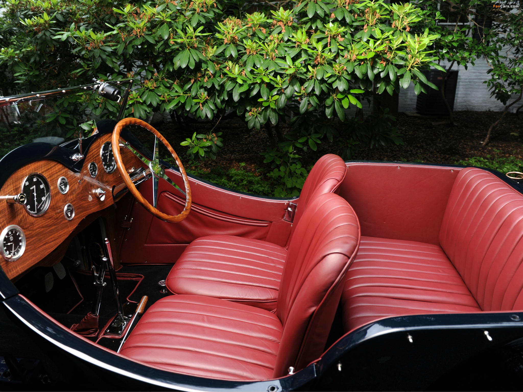 Bugatti Type 43 Sports Four Seater 1930 photos (2048 x 1536)