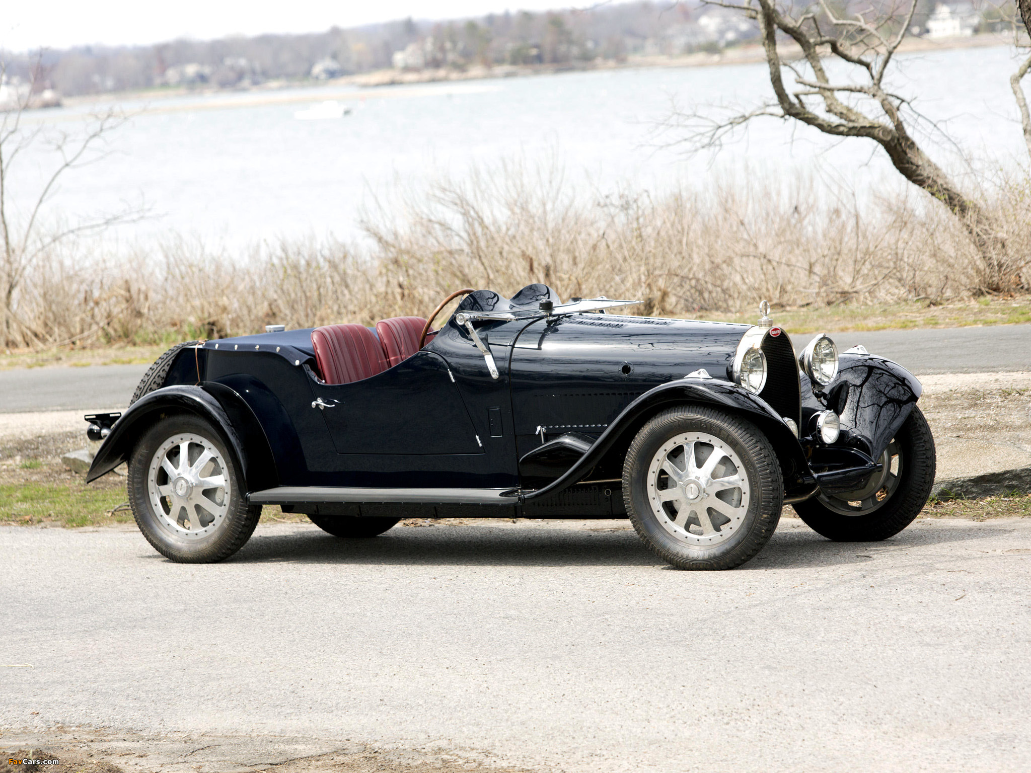 Bugatti Type 43 Sports Four Seater 1930 wallpapers (2048 x 1536)