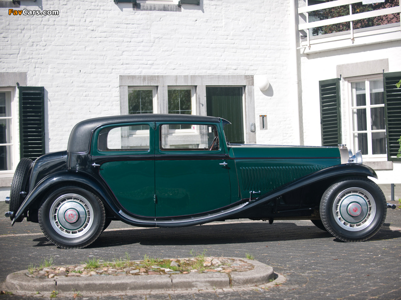 Bugatti Type 46 Sports Saloon La Pette Royal 1930 pictures (800 x 600)