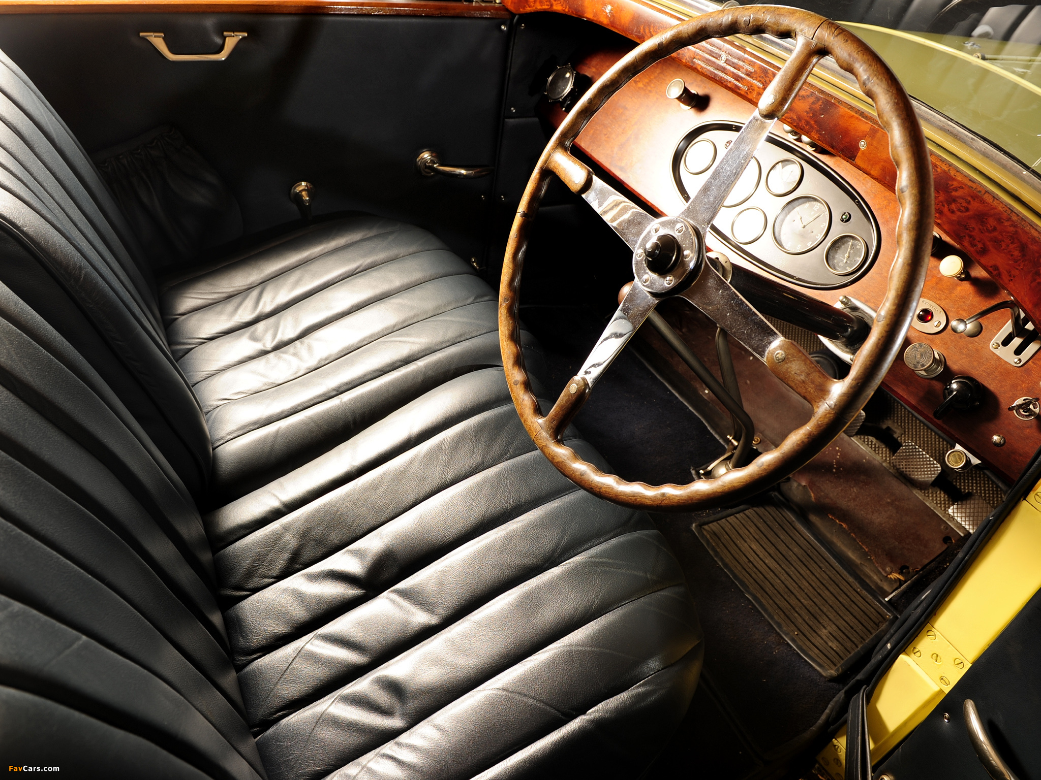 Photos of Bugatti Type 46 Cabriolet by Figoni 1930 (2048 x 1536)