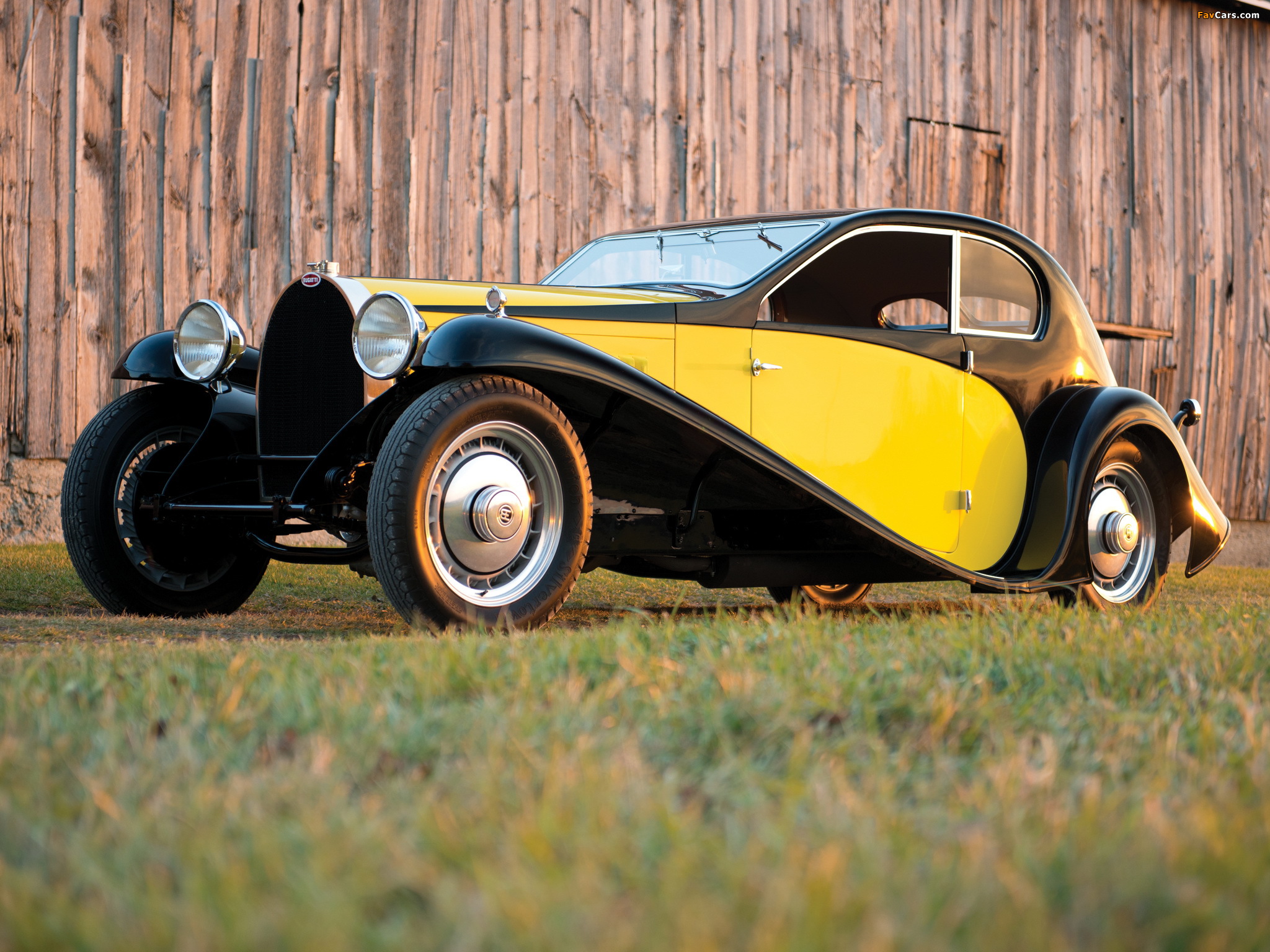 Photos of Bugatti Type 46 Superprofile Coupe 1930 (2048 x 1536)