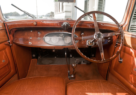 Pictures of Bugatti Type 46 Sports Saloon La Pette Royal 1930
