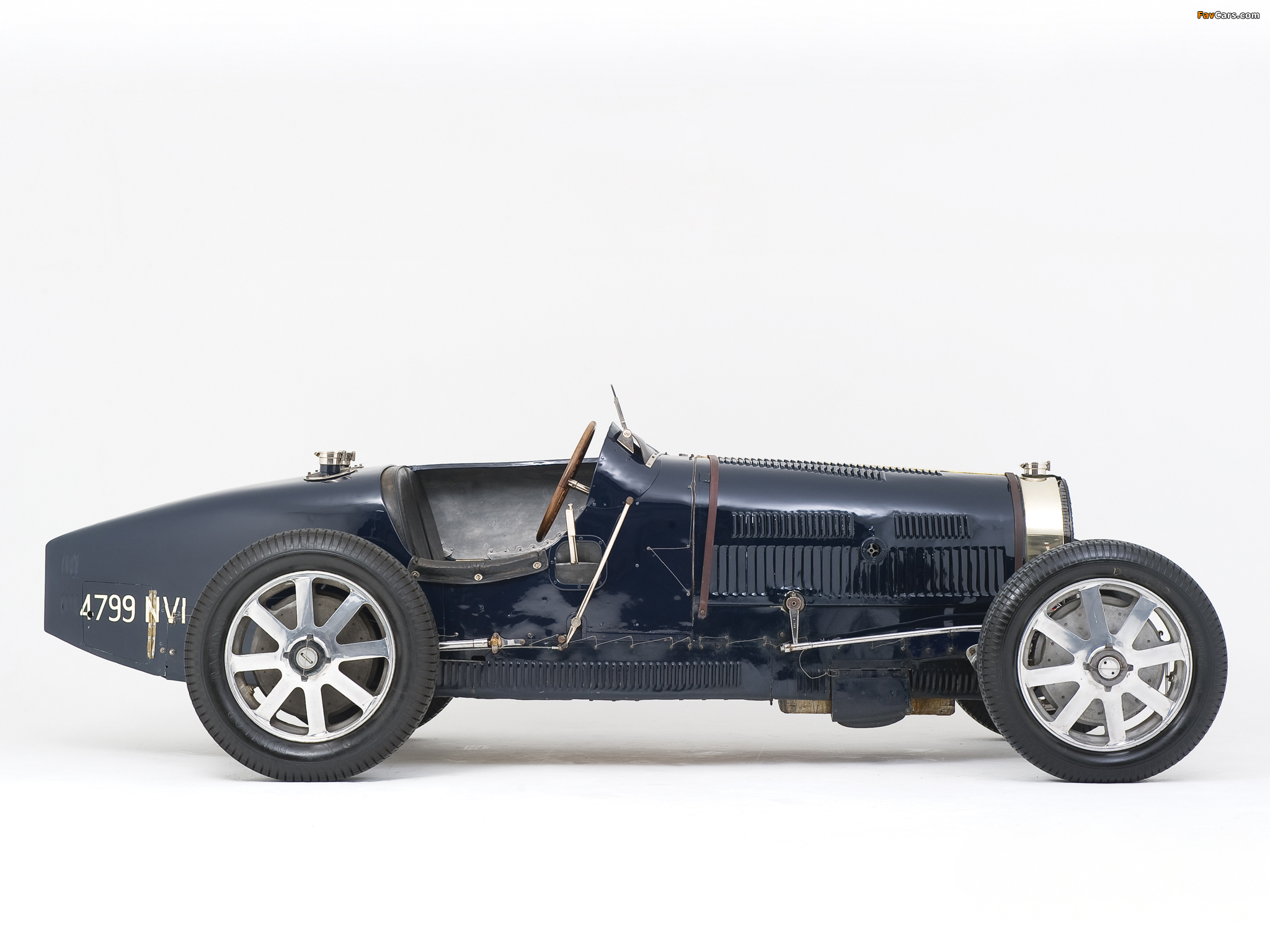 Bugatti Type 51 Grand Prix Racing Car 1931–34 wallpapers (2048 x 1536)