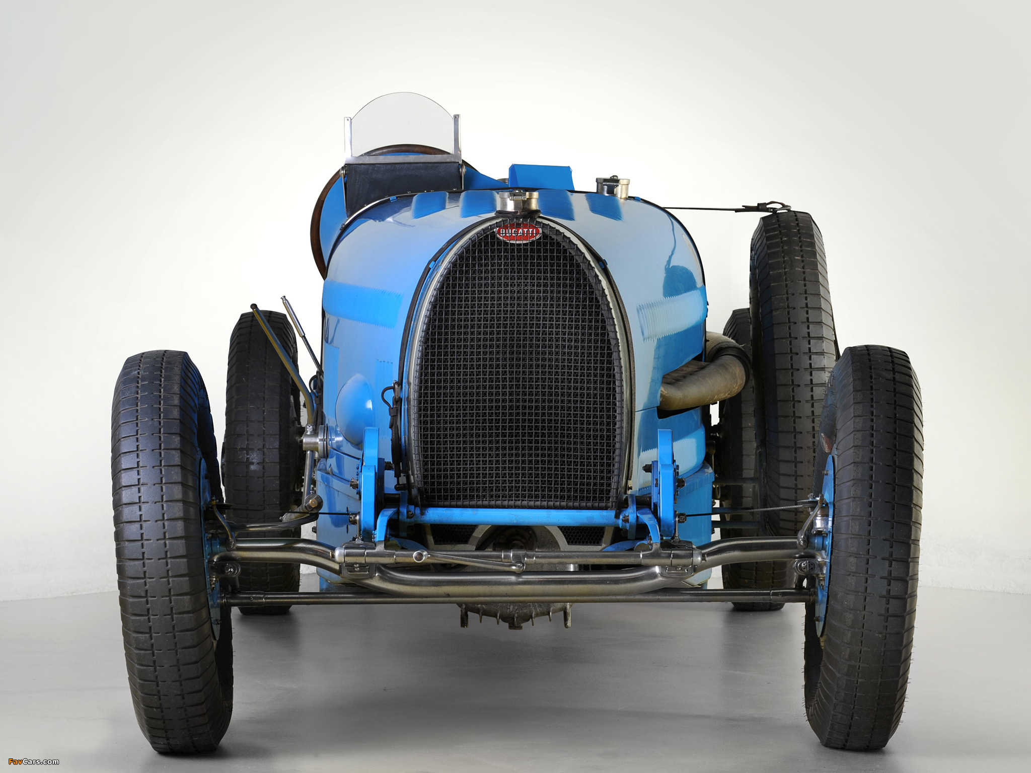 Images of Bugatti Type 54 Grand Prix Racing Car 1931 (2048 x 1536)