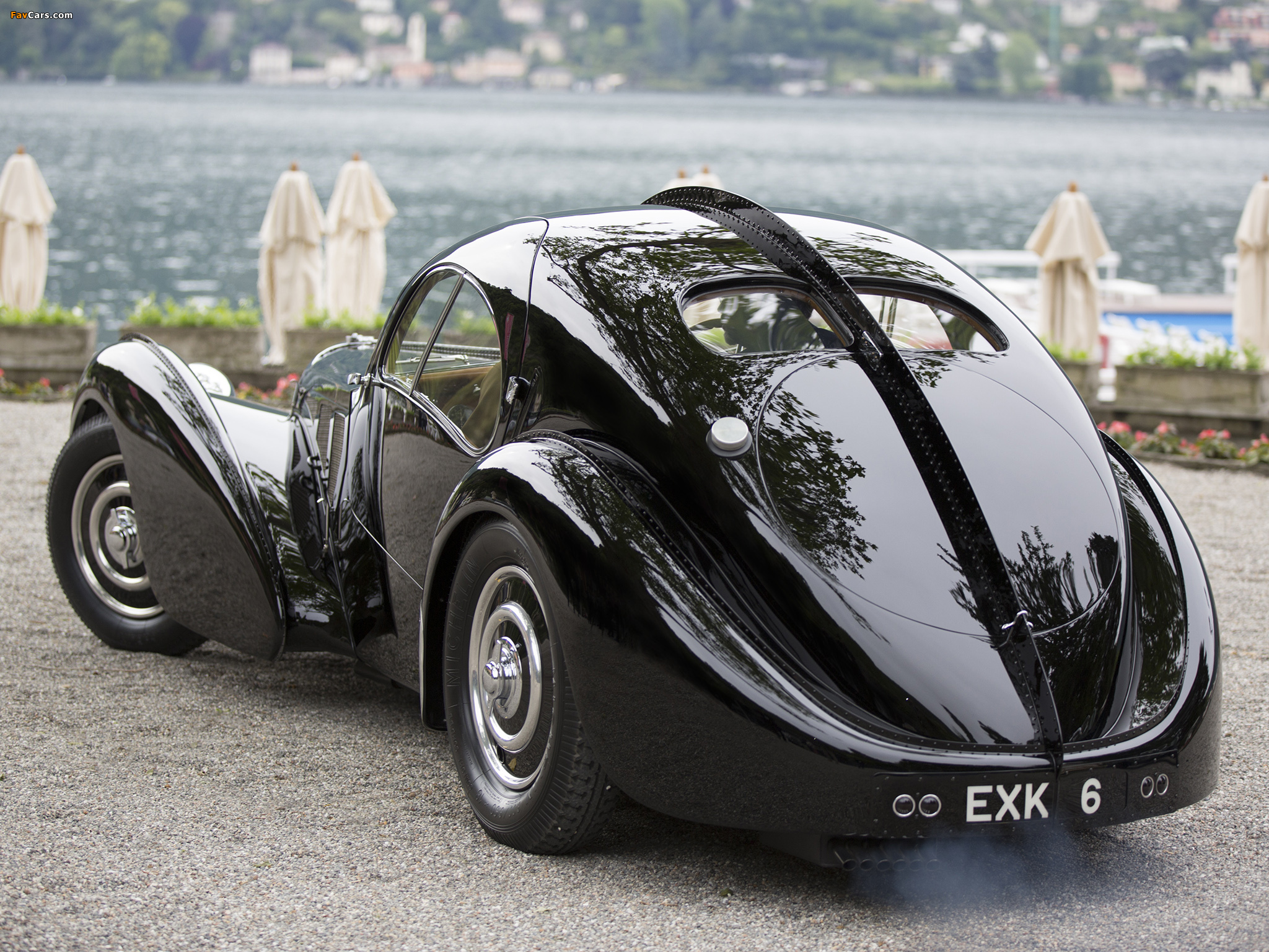 Images of Bugatti Type 57SC Atlantic Coupe 1936–38 (2048 x 1536)