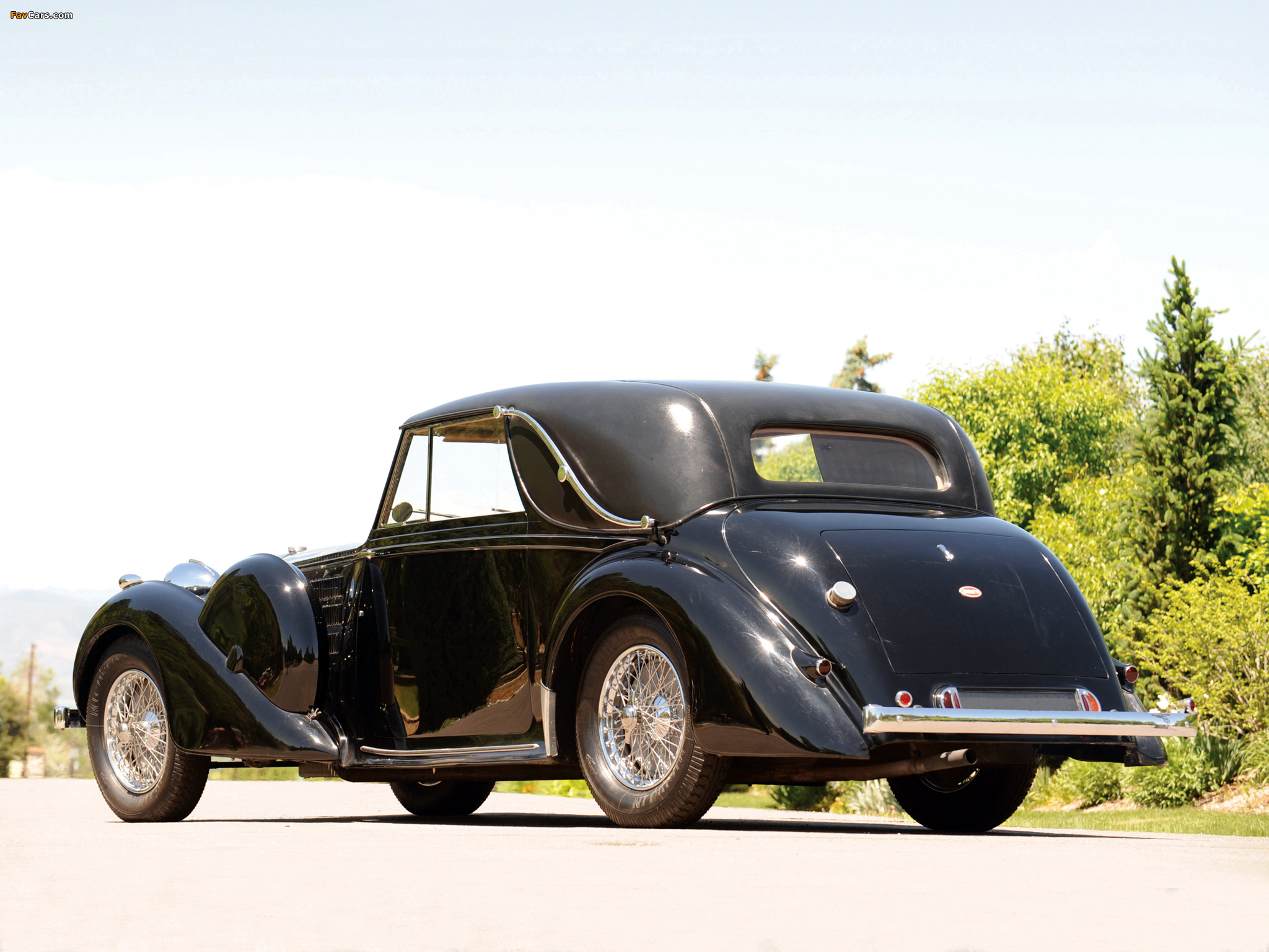Images of Bugatti Type 57C Faux Cabriolet 1939 (2048 x 1536)