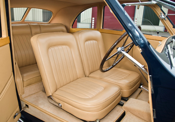 Pictures of Bugatti Type 57 Sports Saloon 1934