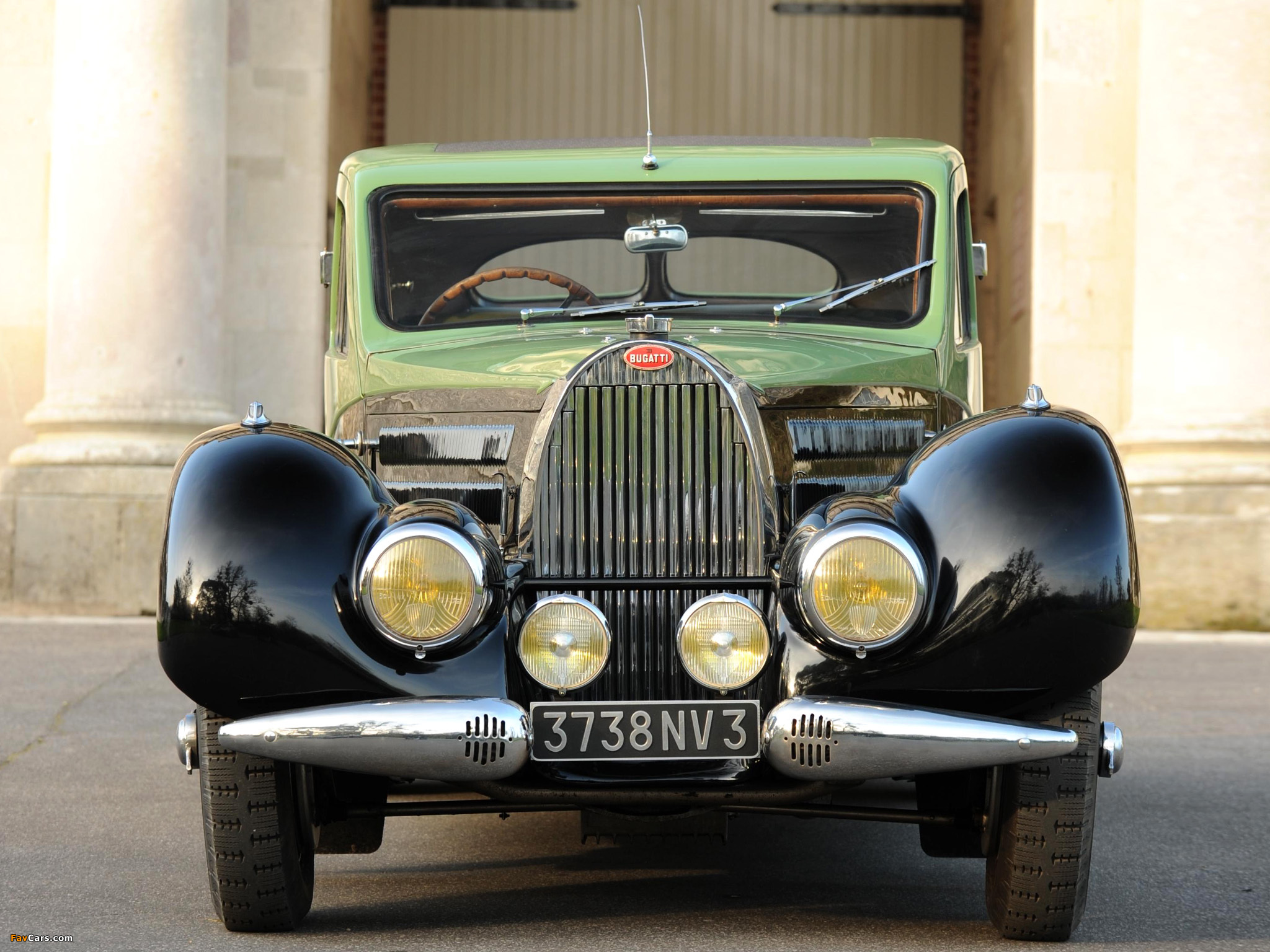 Bugatti Type 57C Coupe Aerodynamique 1936 wallpapers (2048 x 1536)