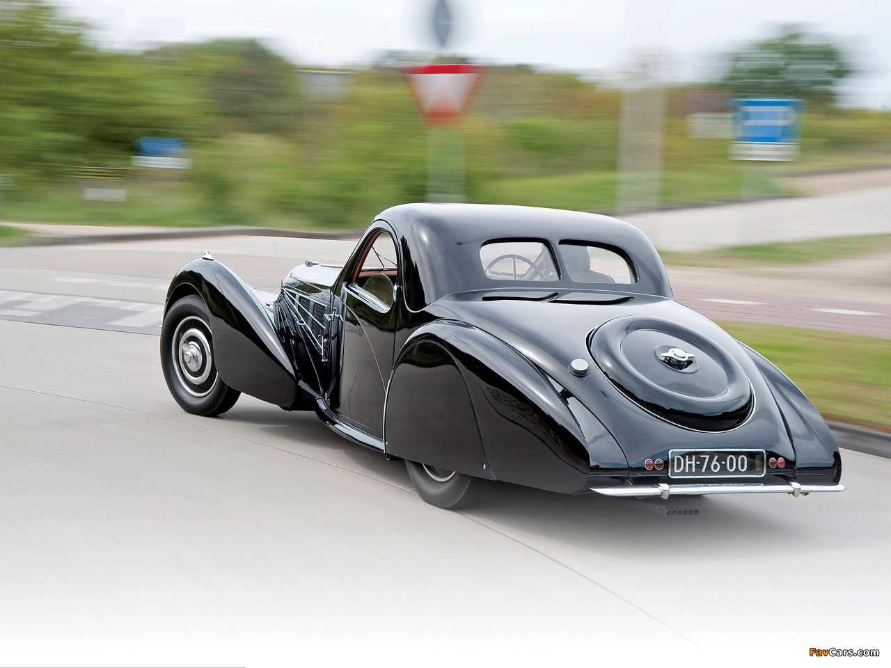 Bugatti Type 57S Coupe by Gangloff 1937 wallpapers (1280 x 960)