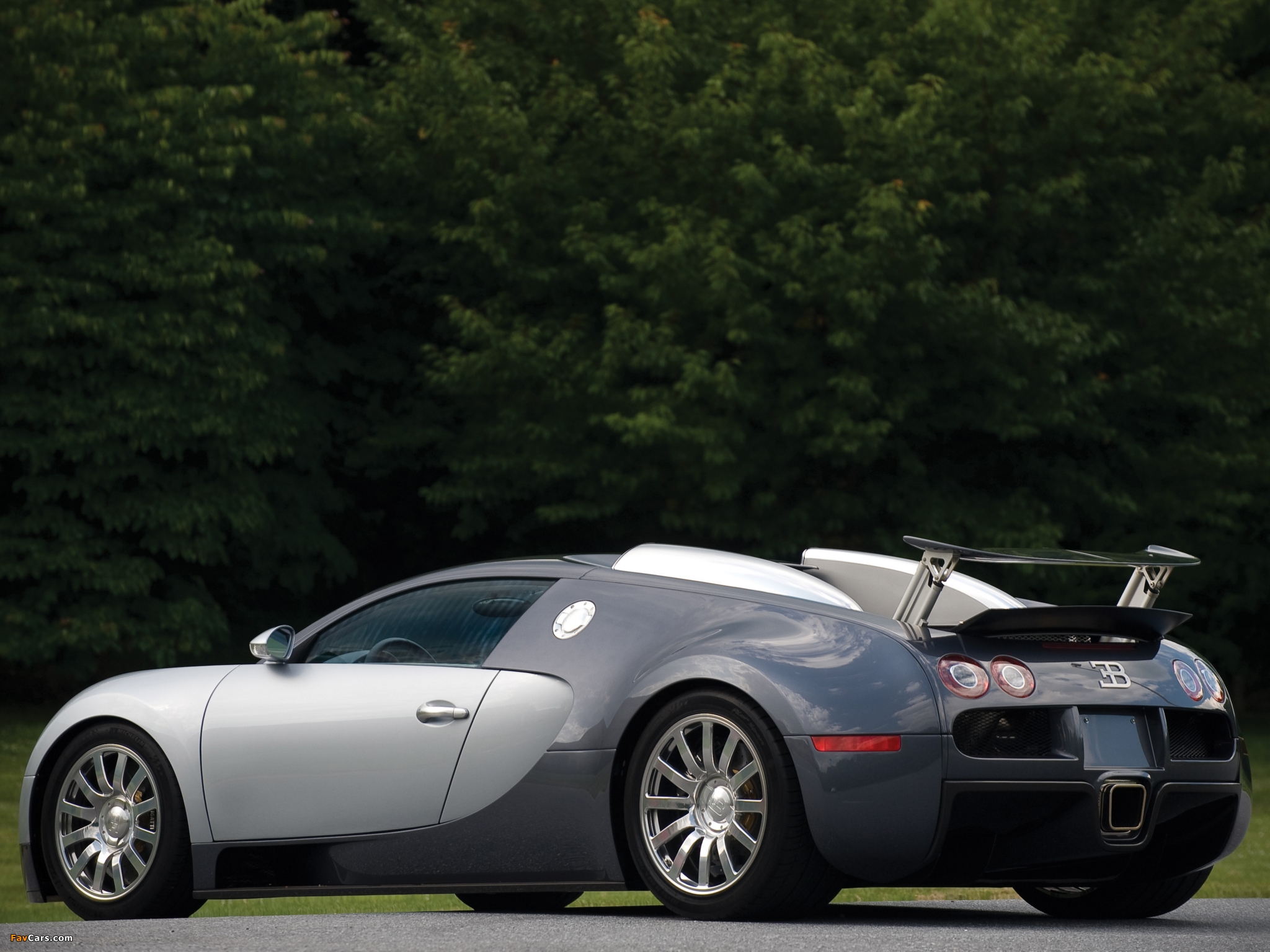 Bugatti Veyron US-spec 2006–11 images (2048 x 1536)