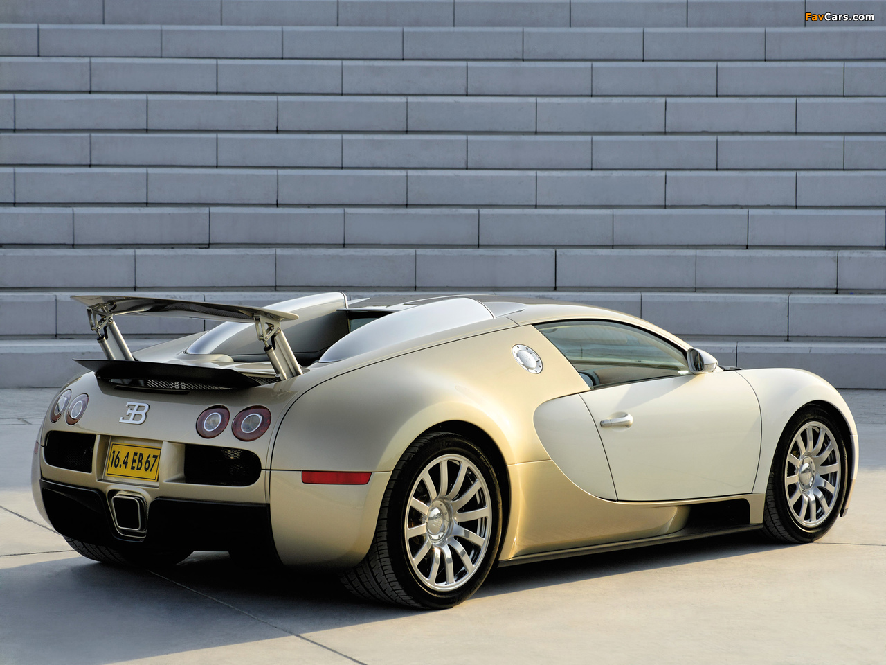 Bugatti Veyron Gold Edition 2009 photos (1280 x 960)