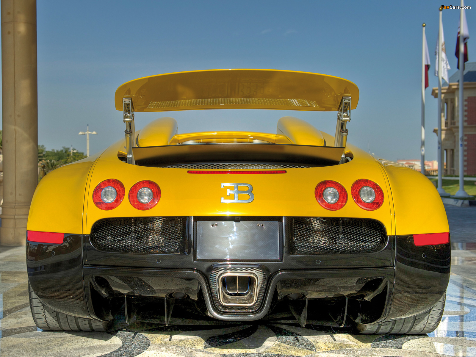 Bugatti Veyron Grand Sport Roadster Middle East Edition 2012 images (1600 x 1200)