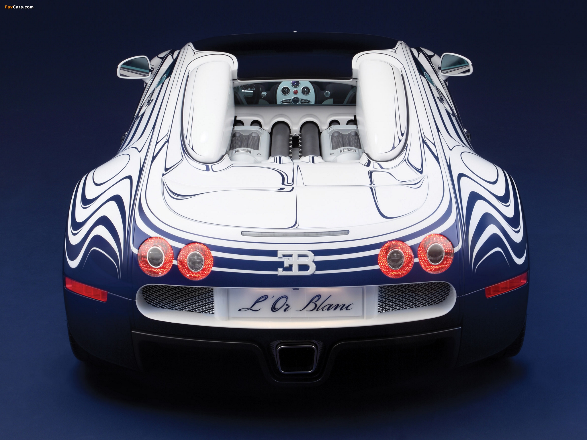 Images of Bugatti Veyron Grand Sport Roadster LOr Blanc 2011 (2048 x 1536)