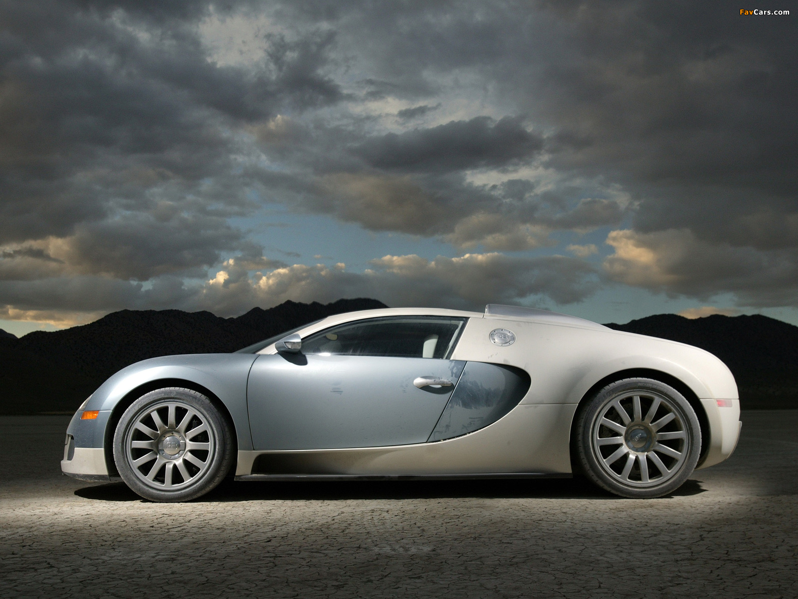 Images of Bugatti Veyron US-spec 2005–11 (1600 x 1200)