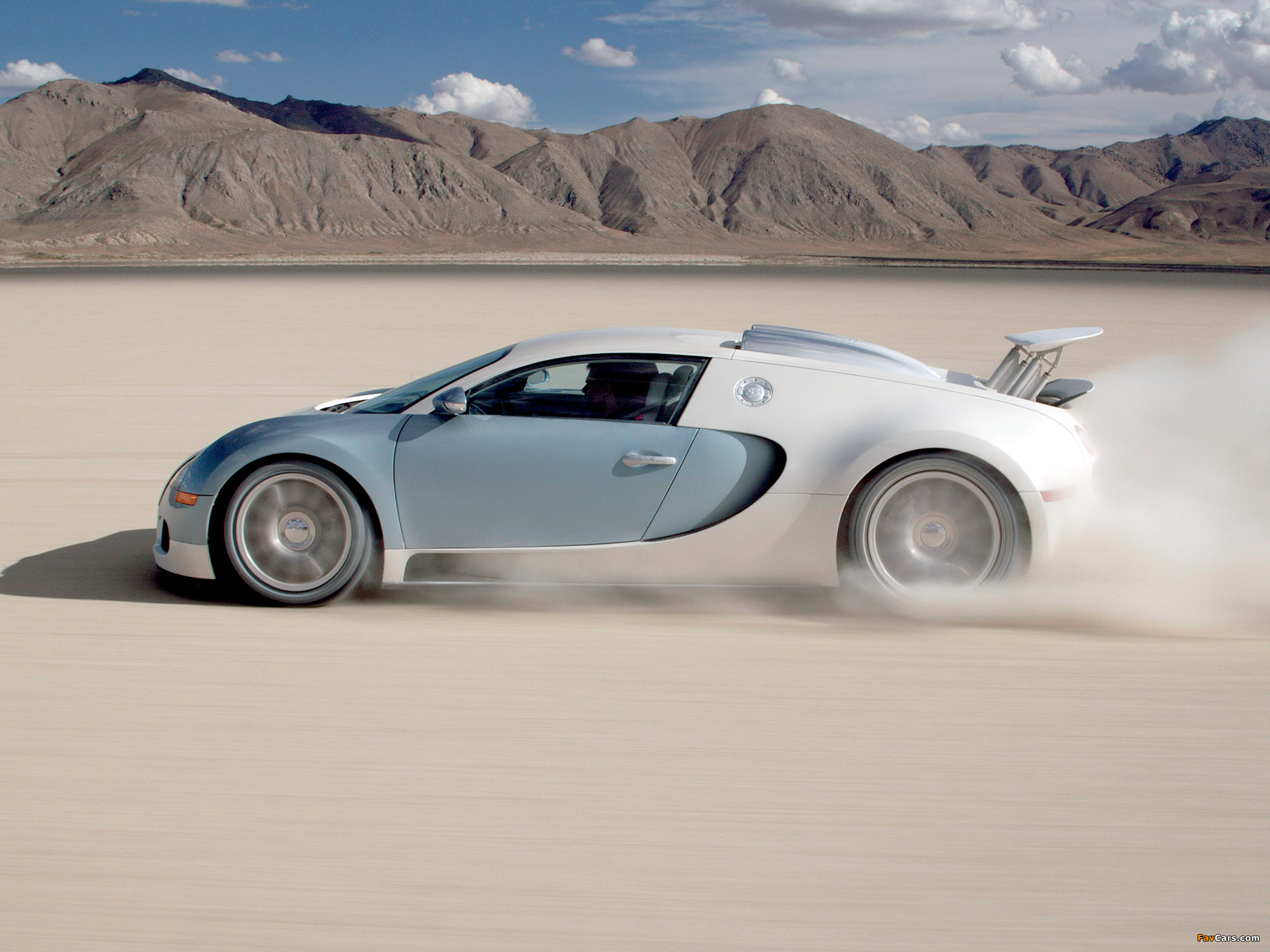 Images of Bugatti Veyron US-spec 2006–11 (2048 x 1536)