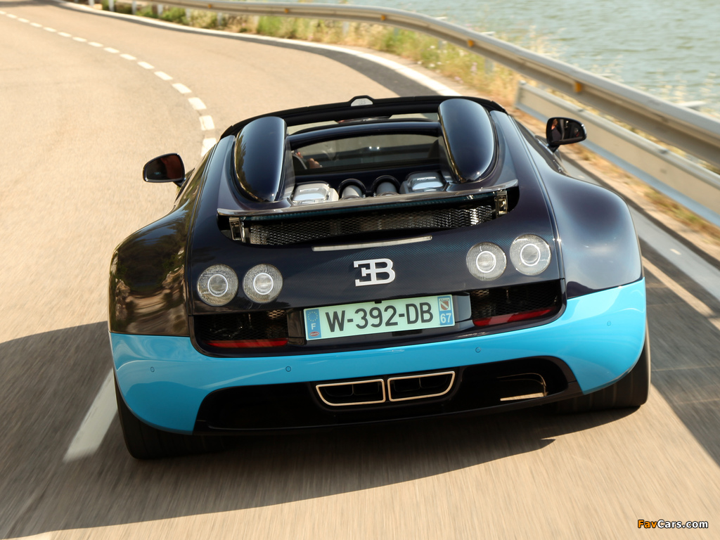 Images of Bugatti Veyron Grand Sport Roadster Vitesse US-spec 2012 (1024 x 768)