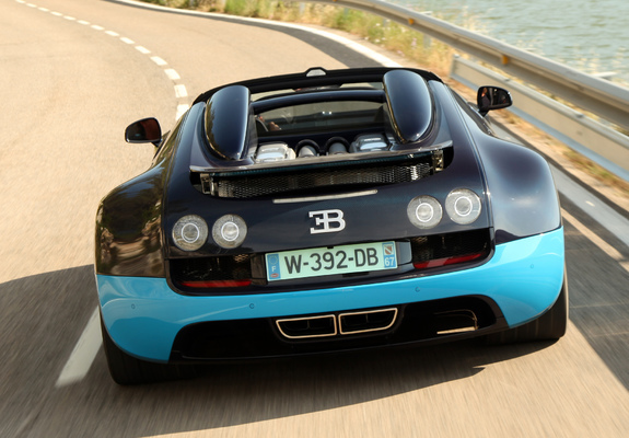 Images of Bugatti Veyron Grand Sport Roadster Vitesse US-spec 2012