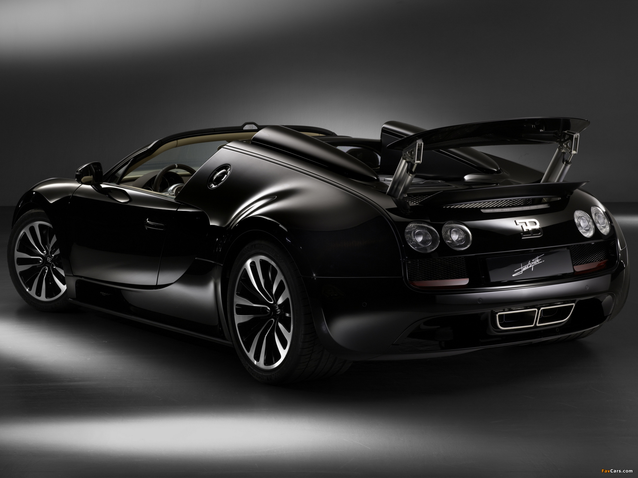 Images of Bugatti Veyron Grand Sport Roadster Vitesse Jean Bugatti 2013 (2048 x 1536)