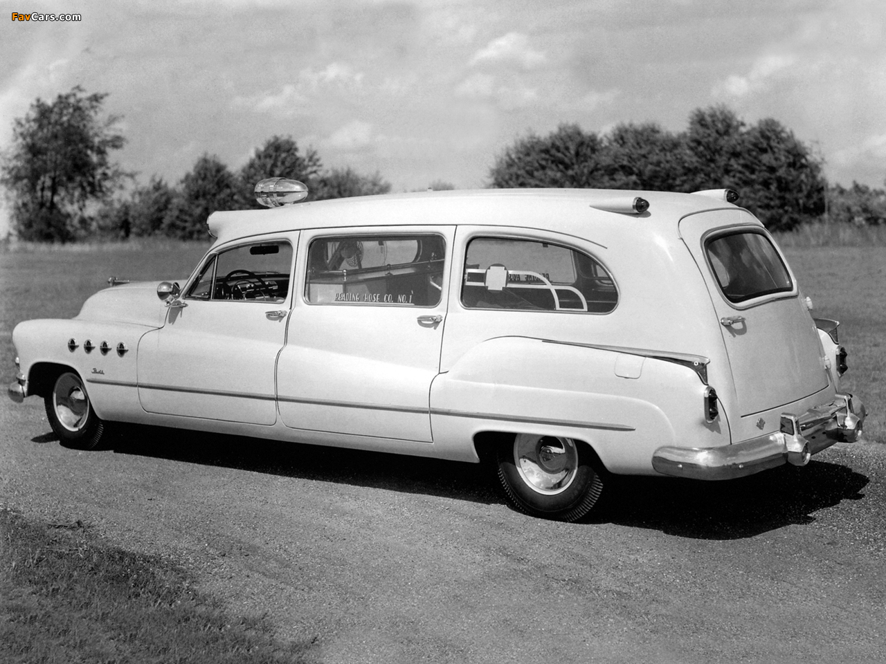 Flxible-Buick Premier Ambulance 1952 wallpapers (1280 x 960)