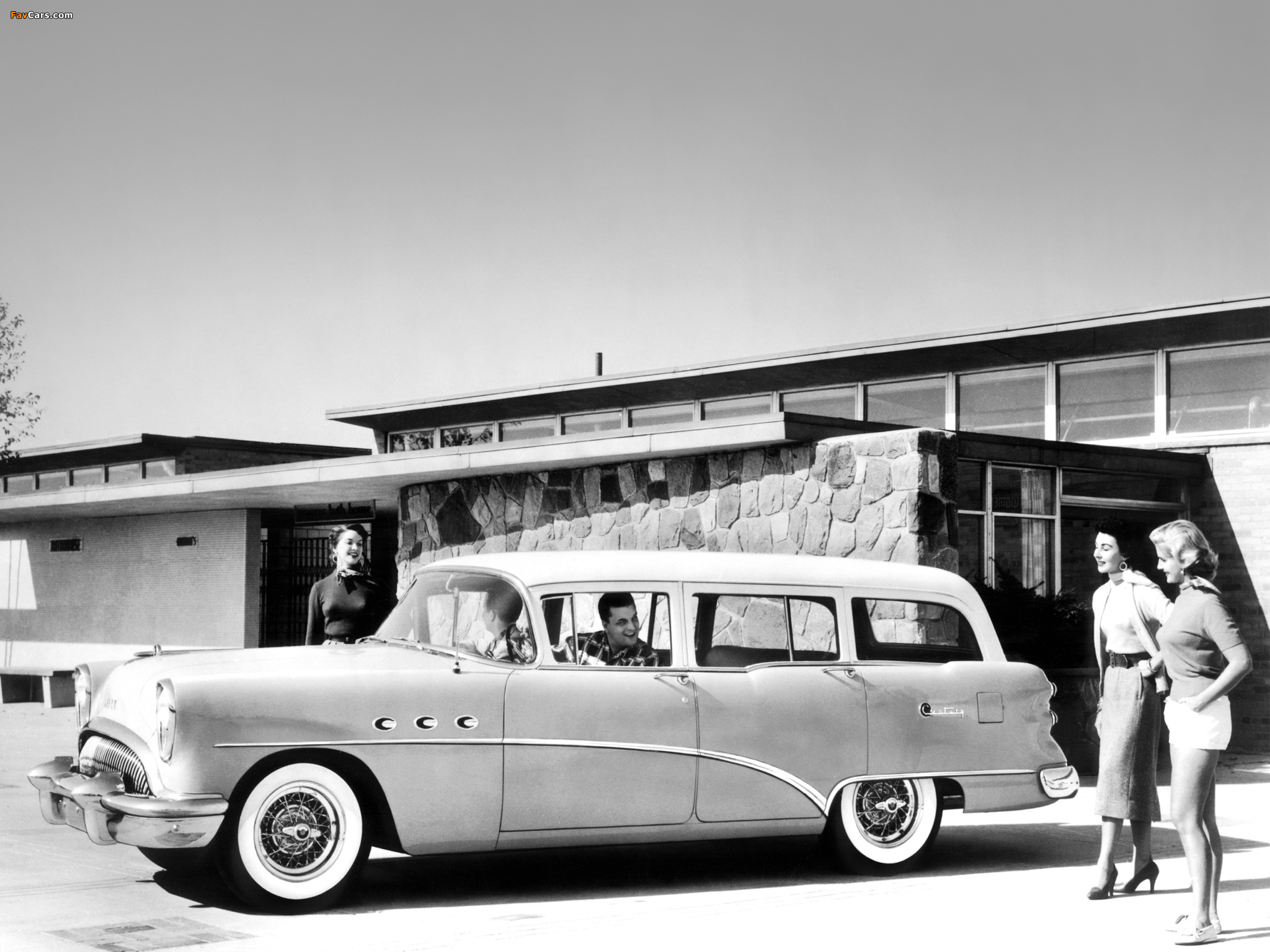 Photos of Buick Century Estate Wagon (69-4681) 1954 (2048 x 1536)