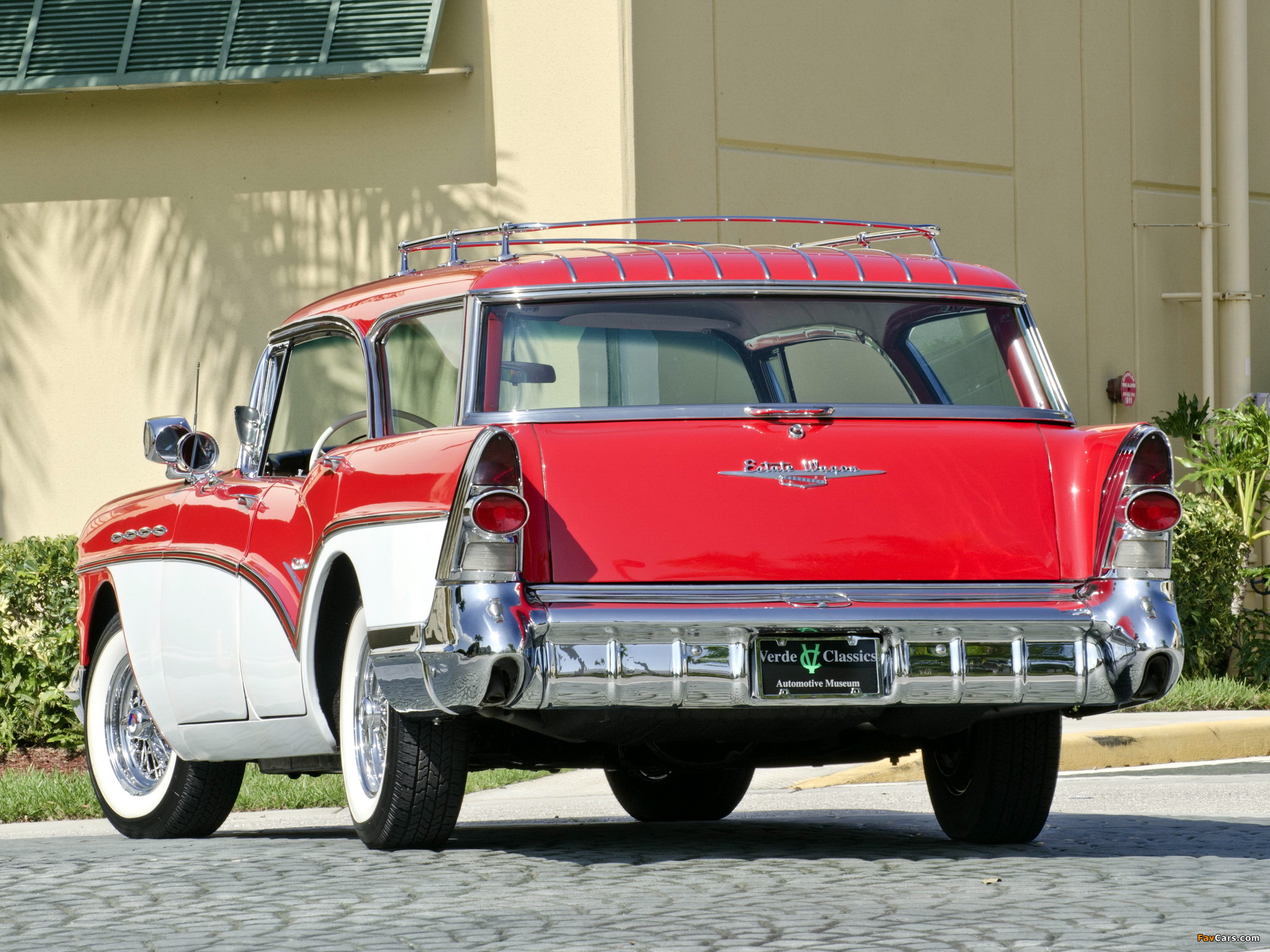 Photos of Buick Century Caballero Estate Wagon (69-4682) 1957 (2048 x 1536)