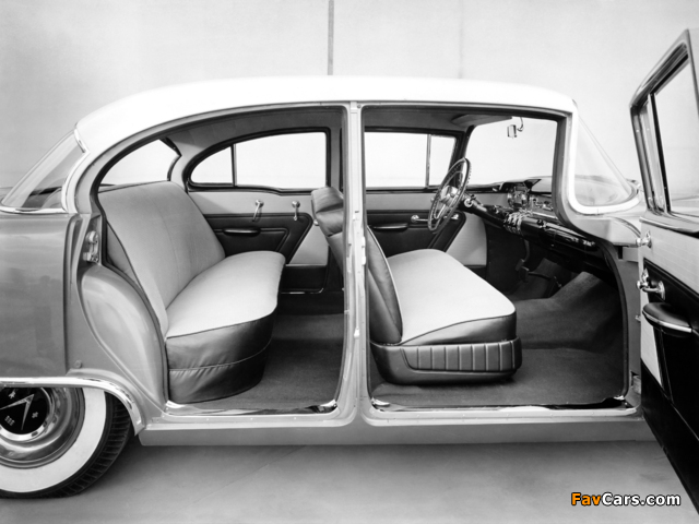 Pictures of Buick Century Special Sedan 1954 (640 x 480)
