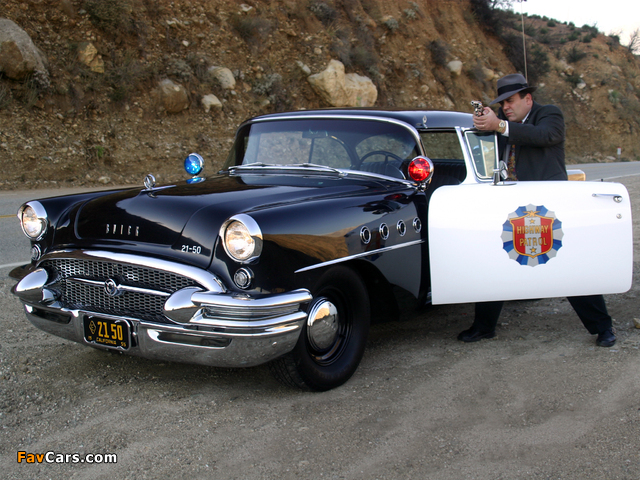 Pictures of Buick Century 2-door Riviera Hardtop Highway Patrol (66R-4637) 1955 (640 x 480)