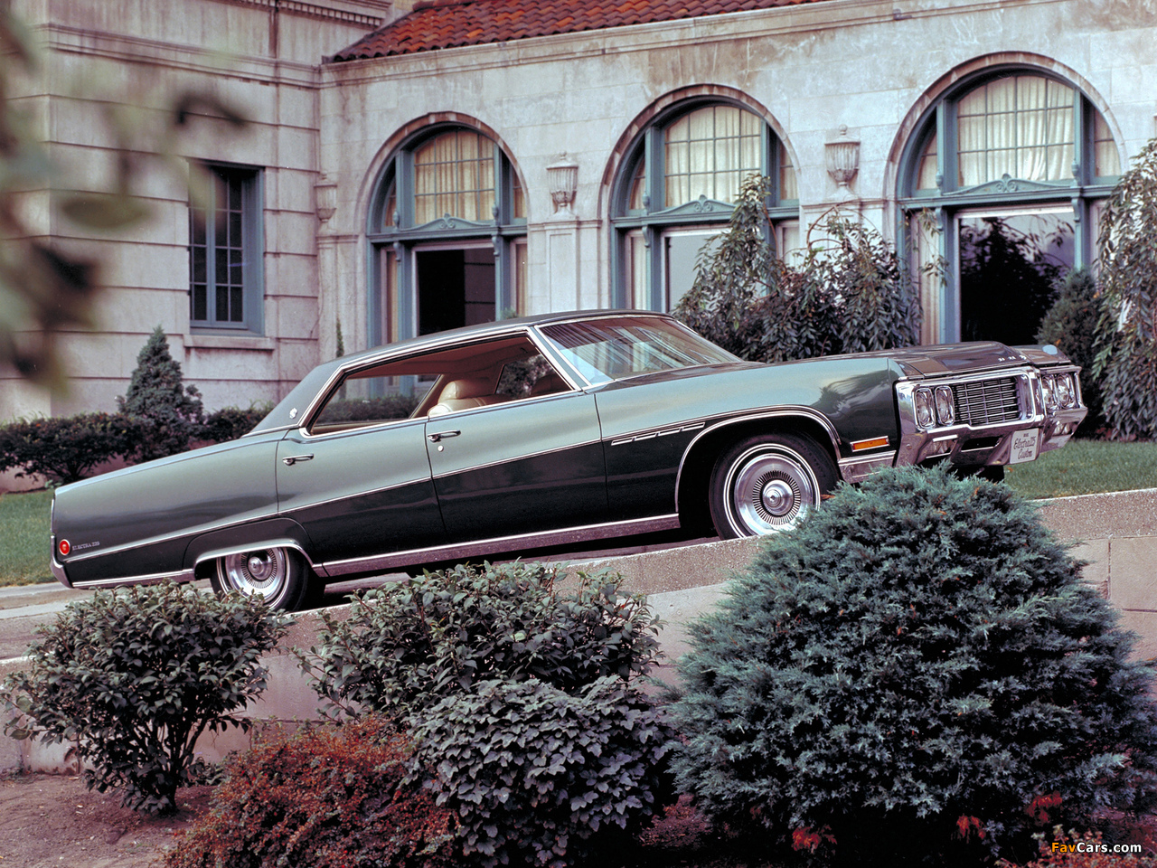 Buick Electra 225 Custom 4-door Hardtop (48439) 1970 wallpapers (1280 x 960)