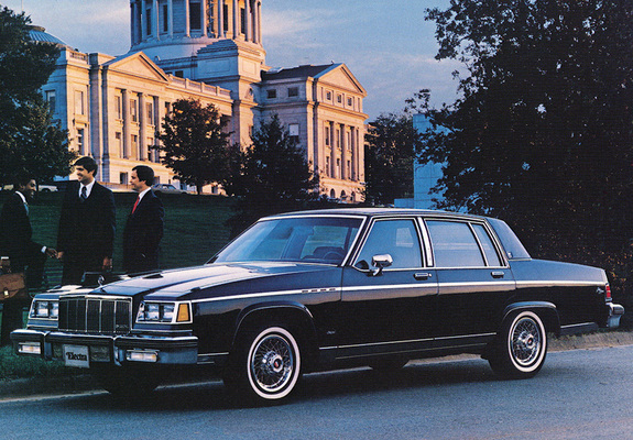 Buick Electra Park Avenue 1980–84 images