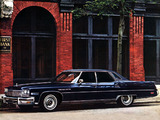 Images of Buick Electra Hardtop Sedan 1975