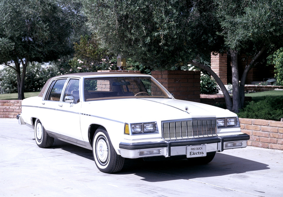 Images of Buick Electra Park Avenue 1980–84