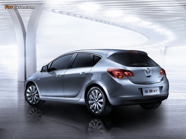 Buick Excelle XT 2010 photos (640 x 480)