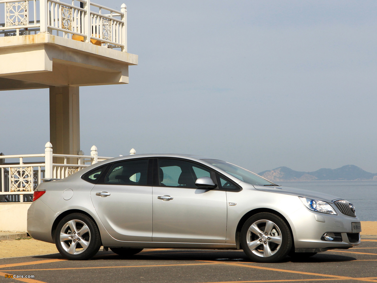 Photos of Buick Excelle GT 2010 (1280 x 960)