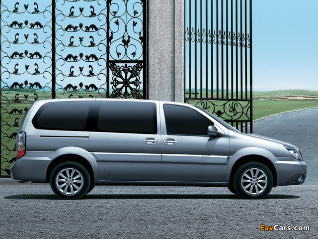 Images of Buick GL8 2005 (640 x 480)