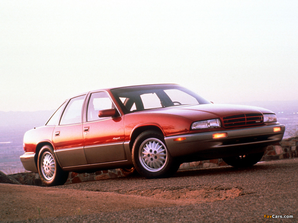 Buick Regal GS Sedan 1995–97 pictures (1024 x 768)