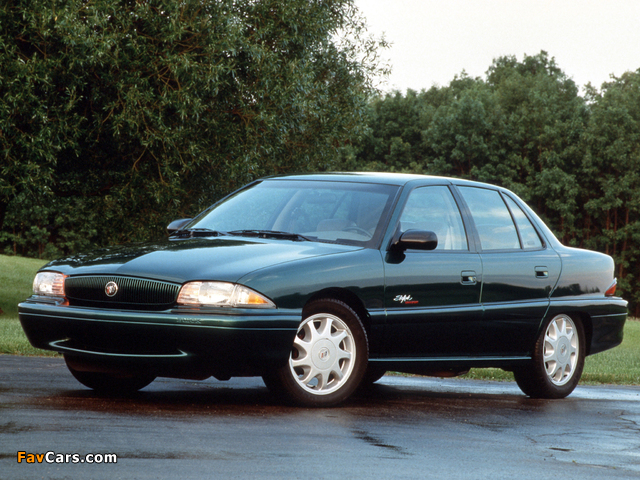 Buick Skylark GS Sedan 1996–98 images (640 x 480)