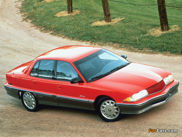 Images of Buick Skylark GS Sedan 1992–95 (640 x 480)