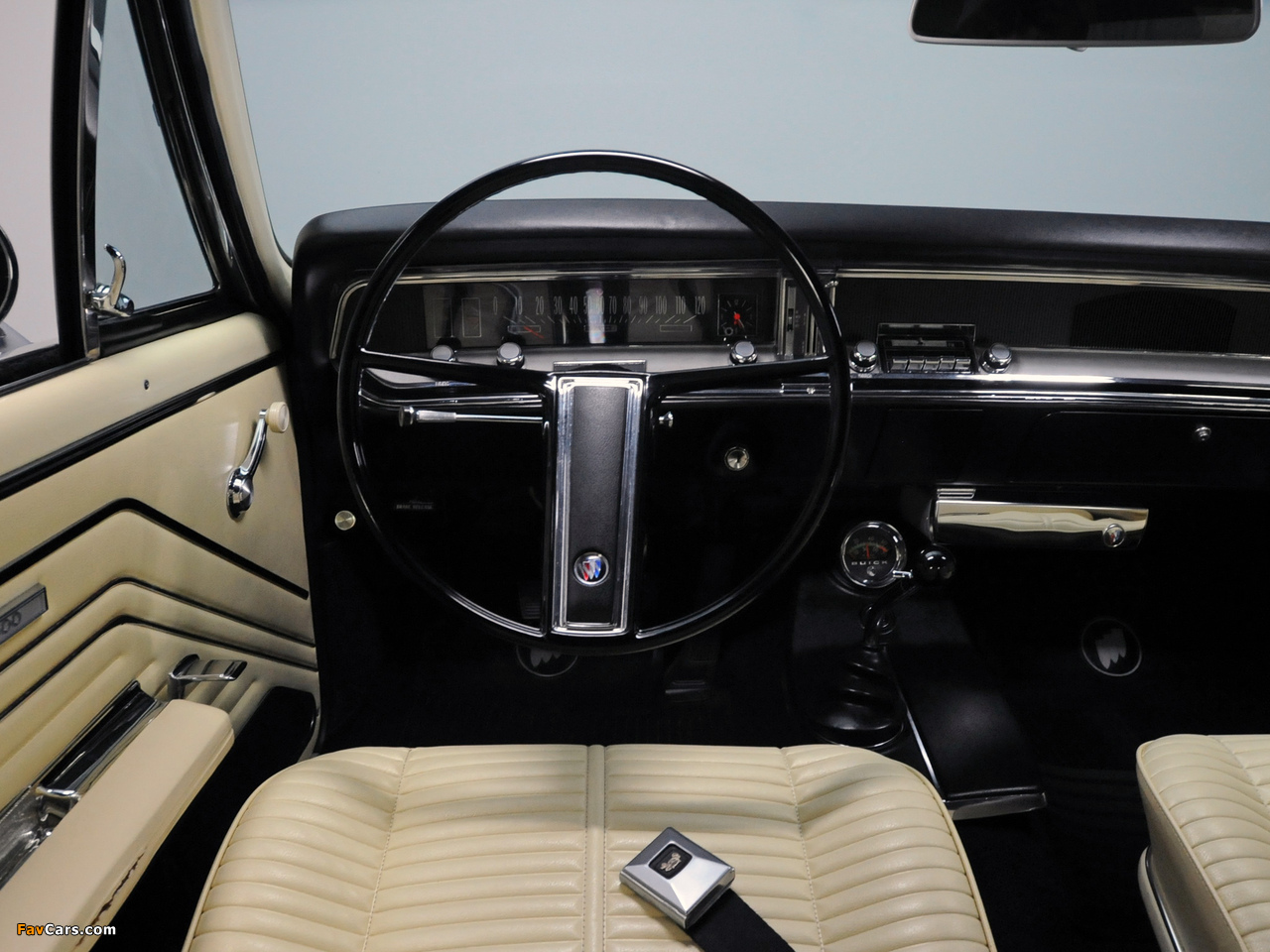 Photos of Buick Skylark GS 400 Hardtop Coupe (44617) 1967 (1280 x 960)