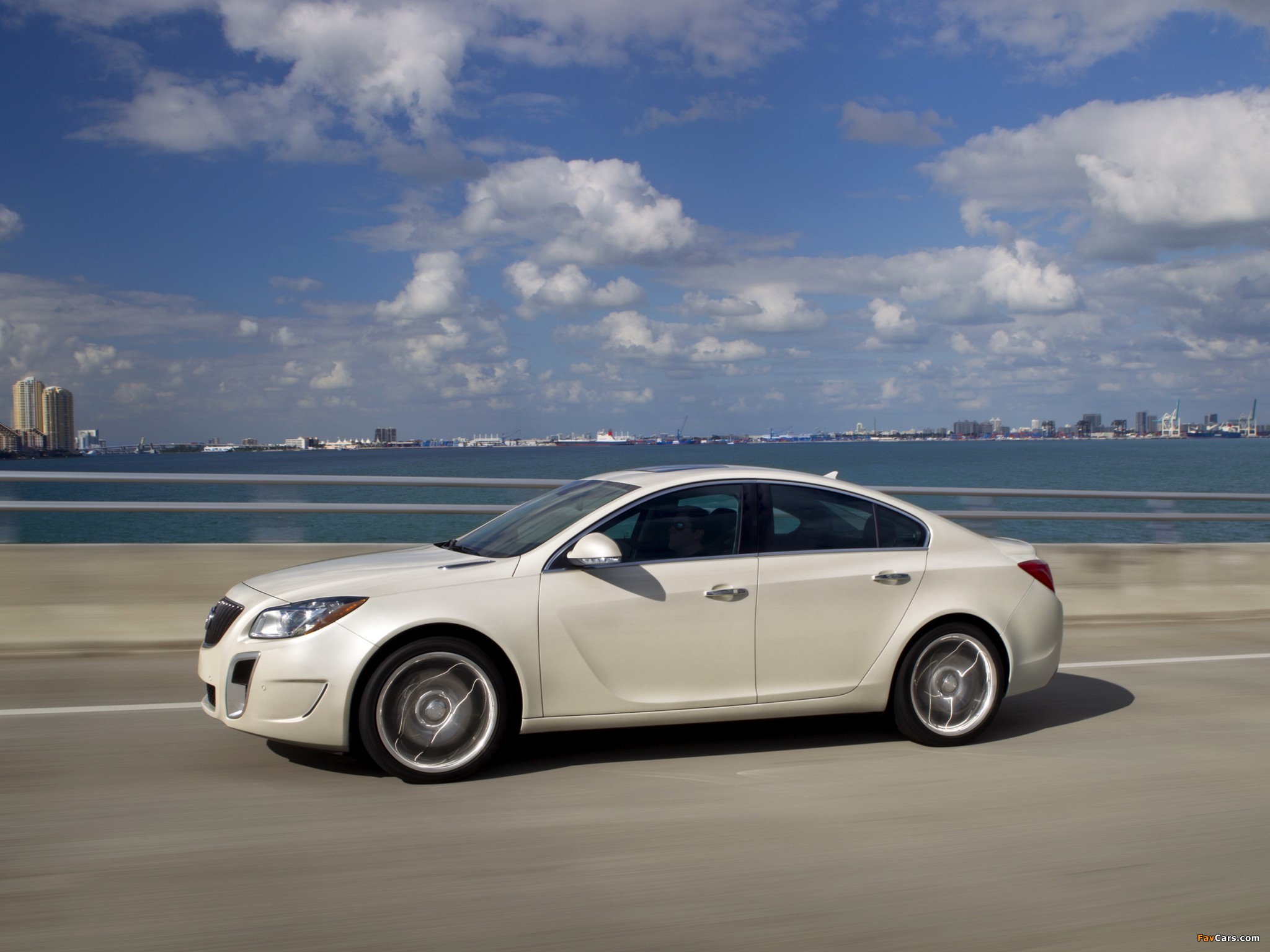 Pictures of Buick Regal GS 2011–13 (2048 x 1536)