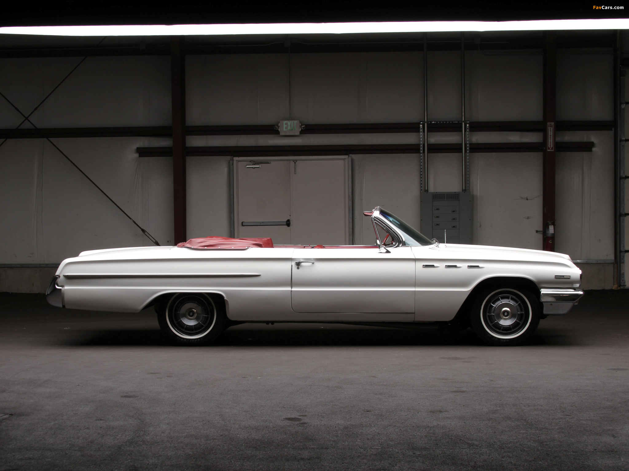 Images of Buick Invicta Convertible (4667) 1962 (2048 x 1536)