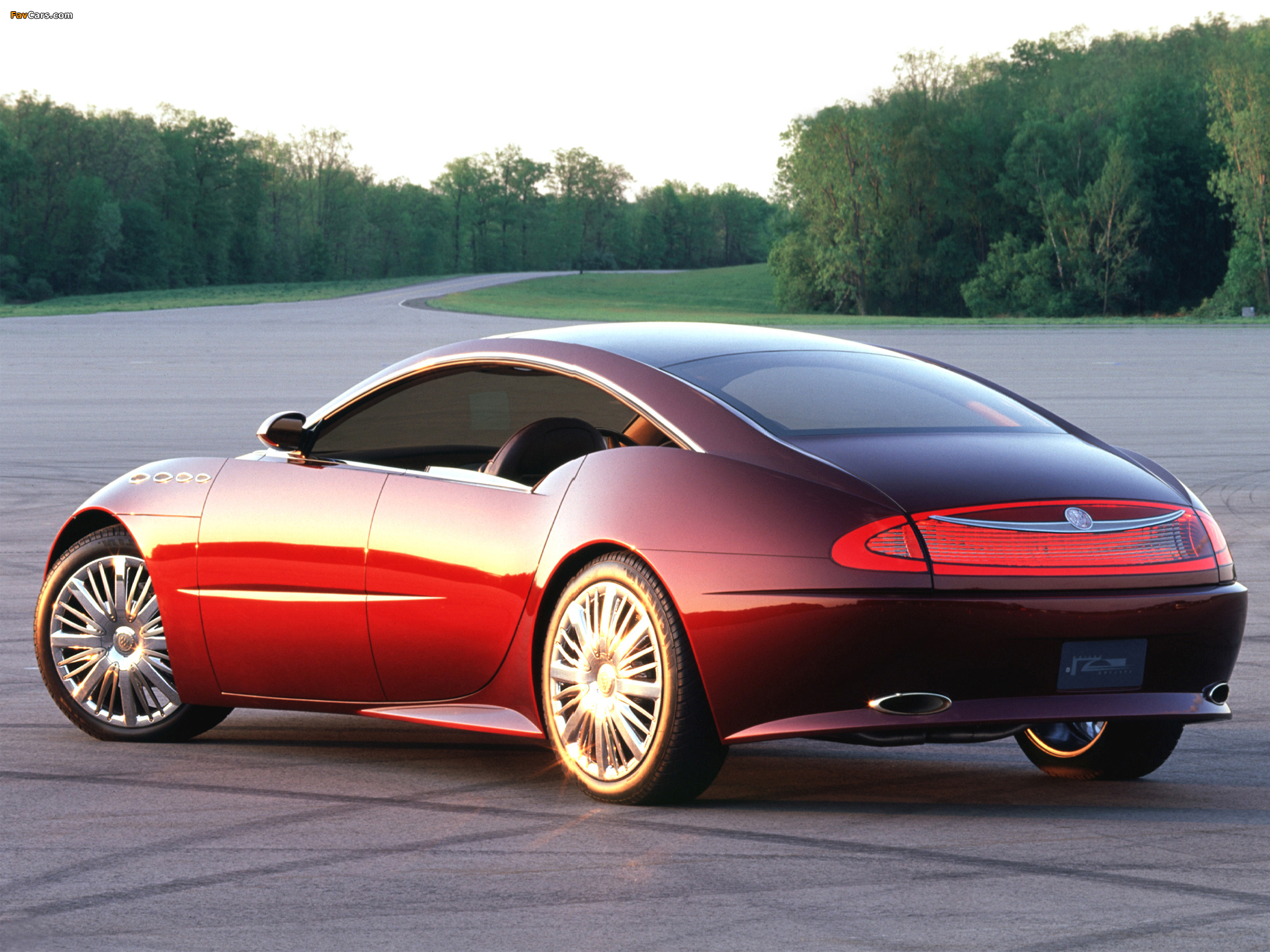 Buick LaCrosse Concept 2000 wallpapers (2048 x 1536)